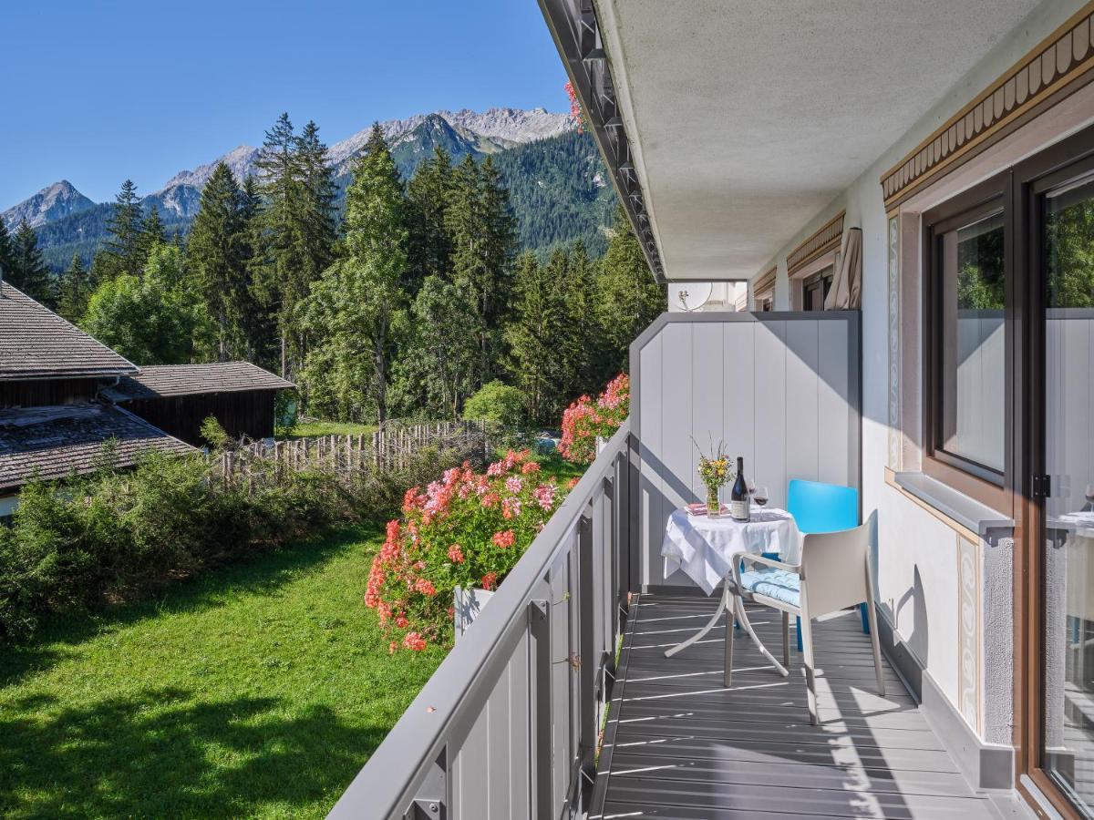 Apartmenthaus - Café - Zugspitze Leutasch Esterno foto