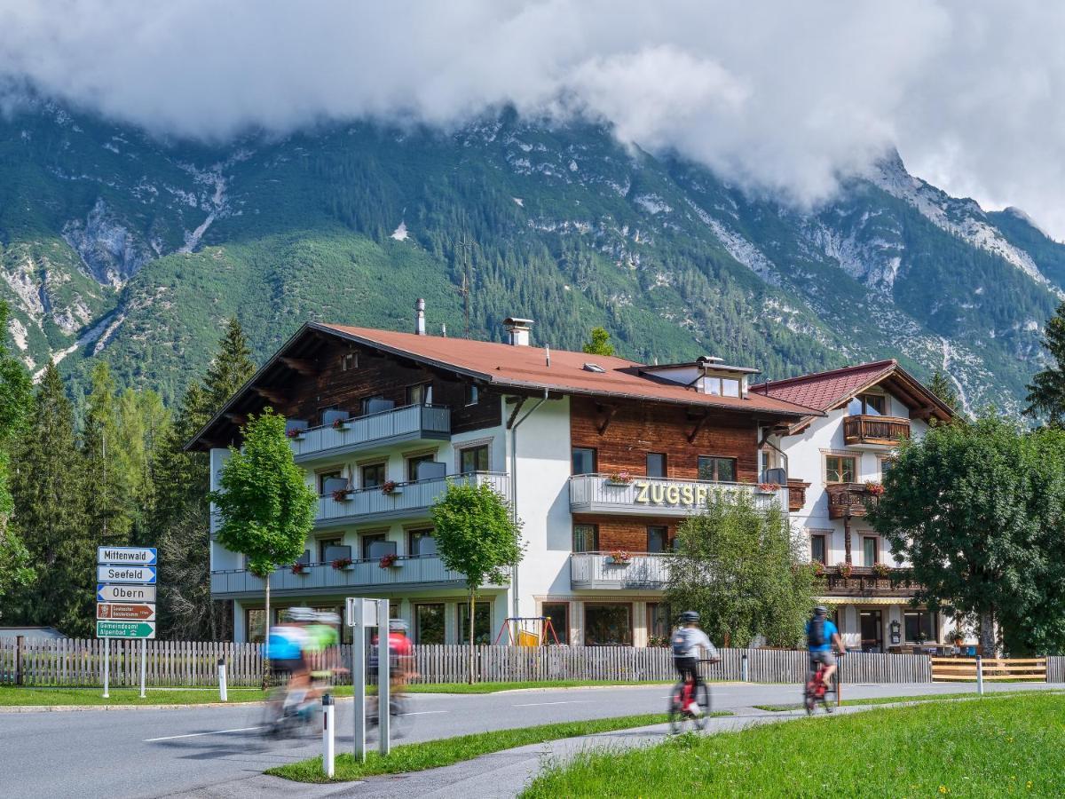 Apartmenthaus - Café - Zugspitze Leutasch Esterno foto