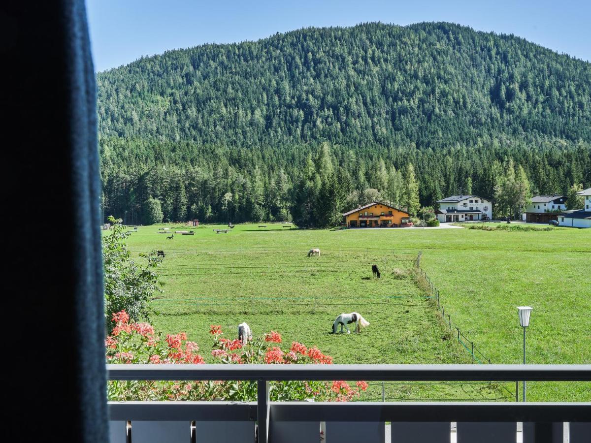 Apartmenthaus - Café - Zugspitze Leutasch Esterno foto